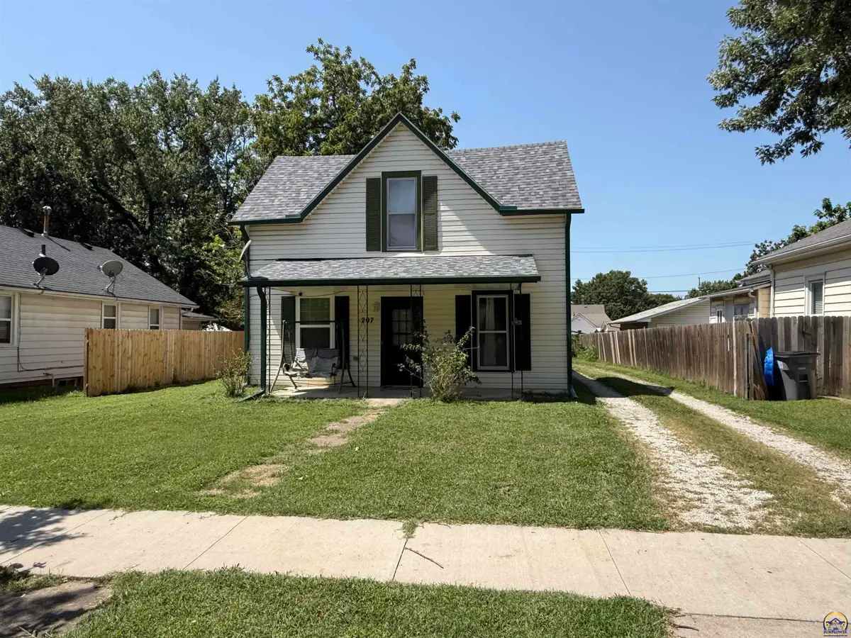 207 S Congress St, Emporia, KS 66865 - #1