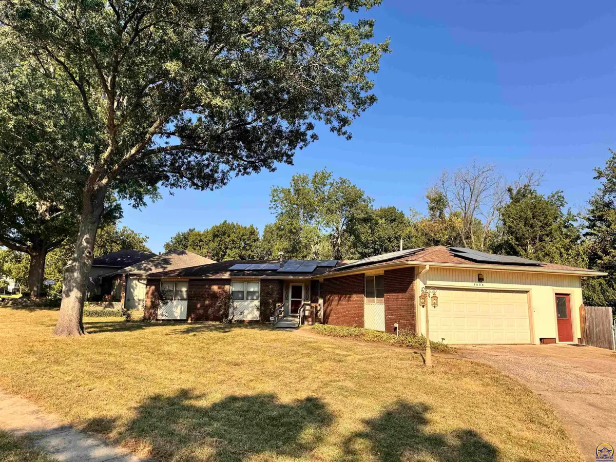 5804 SW 25th St, Topeka, KS 66614 - #1