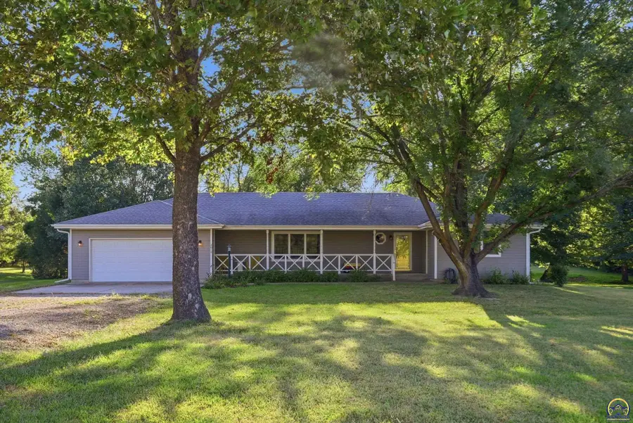 4014 NW Hoch Rd, Silver Lake, KS 66539 - #2