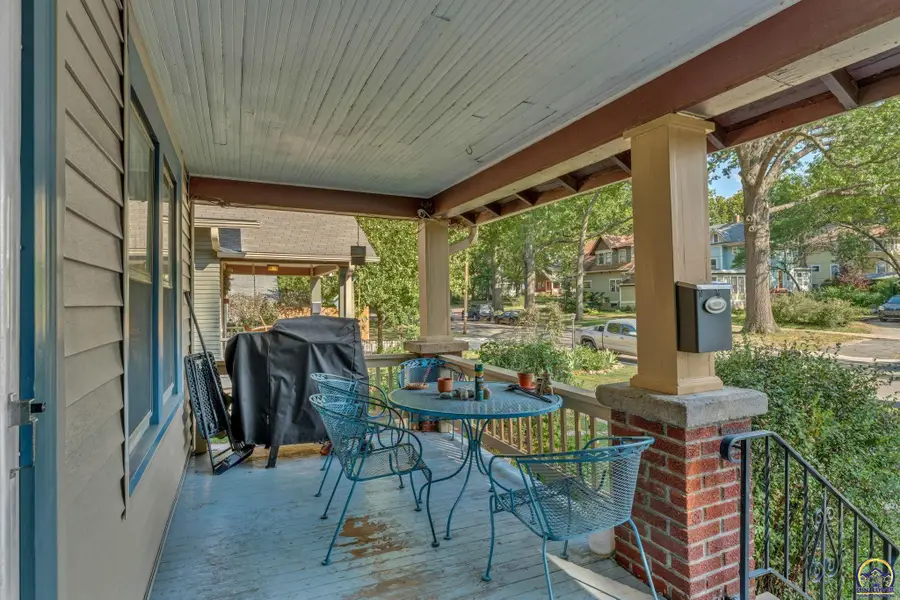 1710 SW 1st St, Topeka, KS 66606 - #3