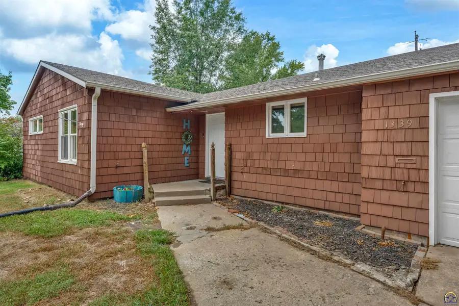 1339 SW Ward Pky, Topeka, KS 66604 - #3