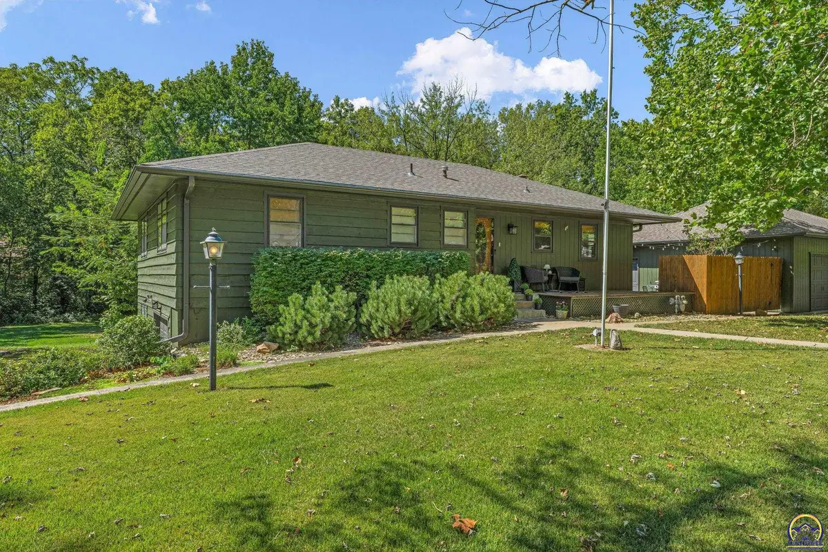 5921 NW Westbrooke Dr, Topeka, KS 66617 - #1