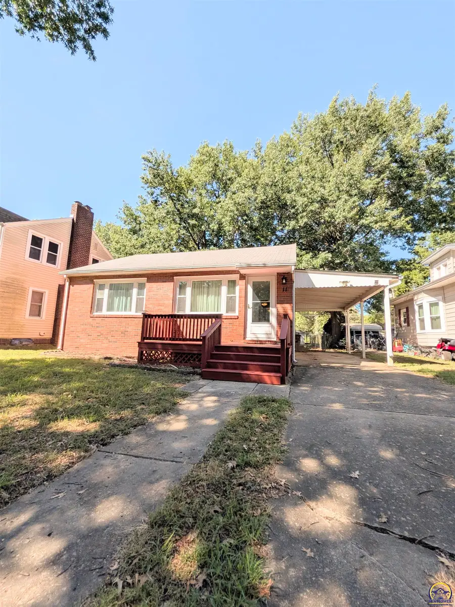 11 S Exchange St, Emporia, KS 66801 - #2