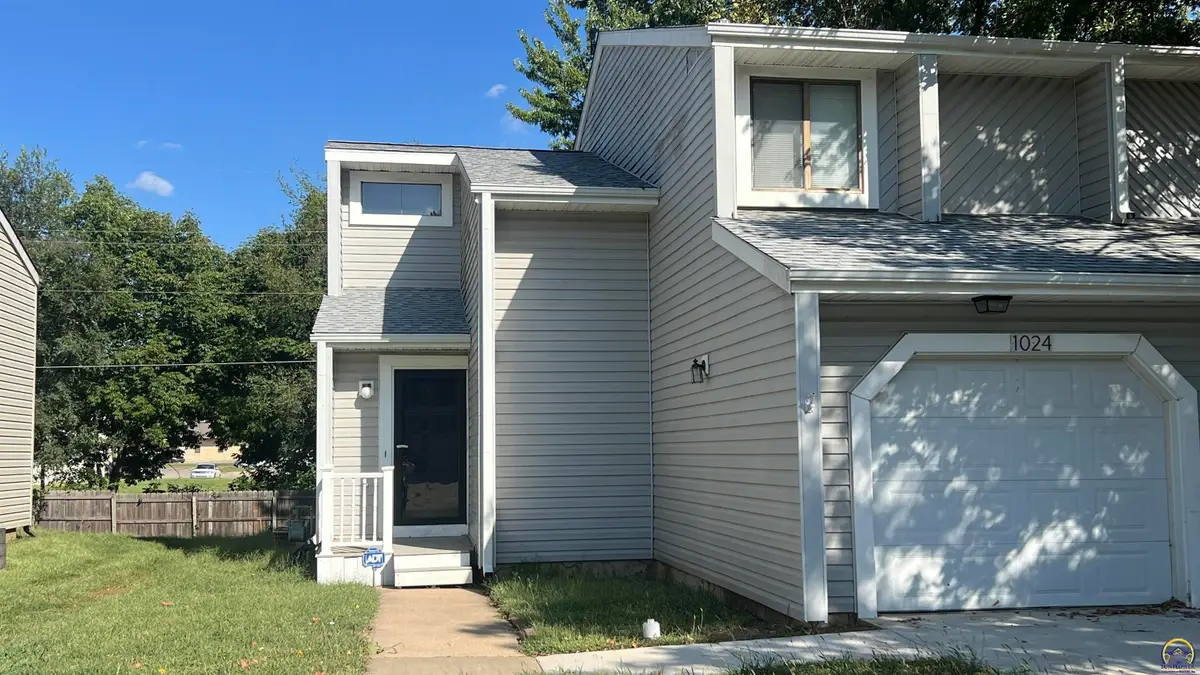 1024 SW Belle Ave, Topeka, KS 66604 - #1