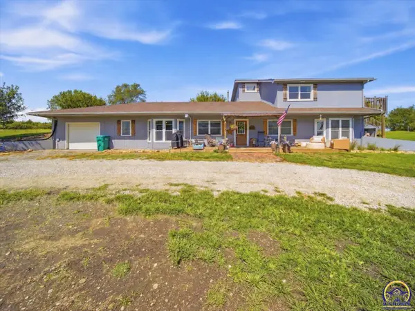 7730 NW Jennings Rd, Topeka, KS 66618