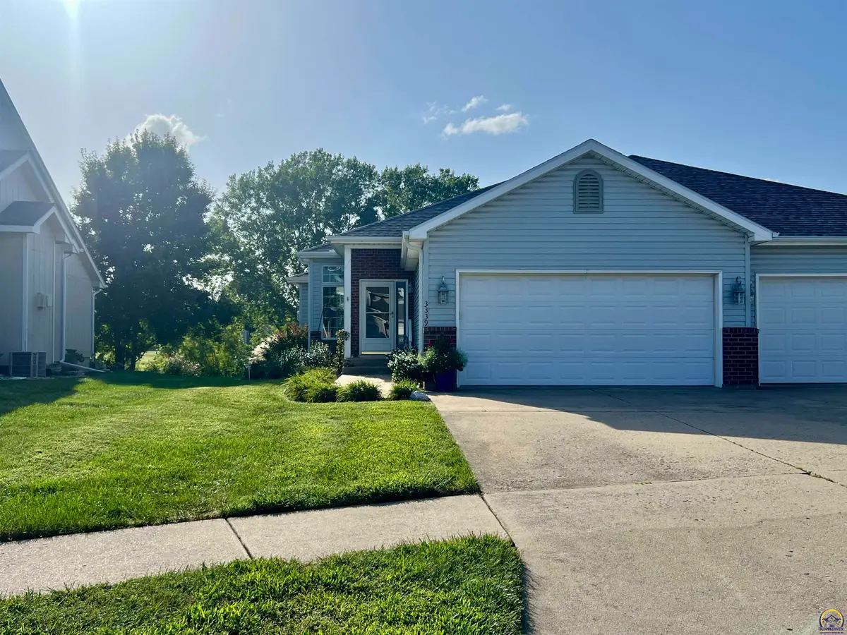 3339 SW Mariposa Pl, Topeka, KS 66614 - #1