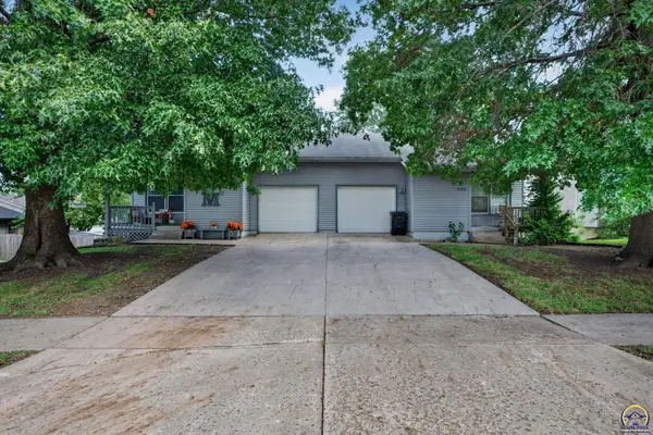 3560 SW Kiowa St, Topeka, KS 66614