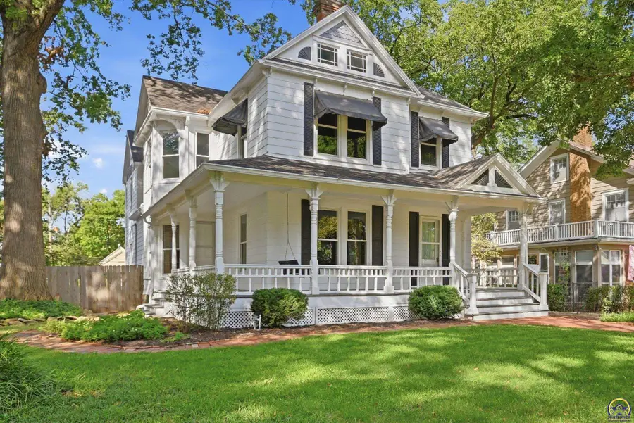 217 SW Greenwood Ave, Topeka, KS 66606 - #2