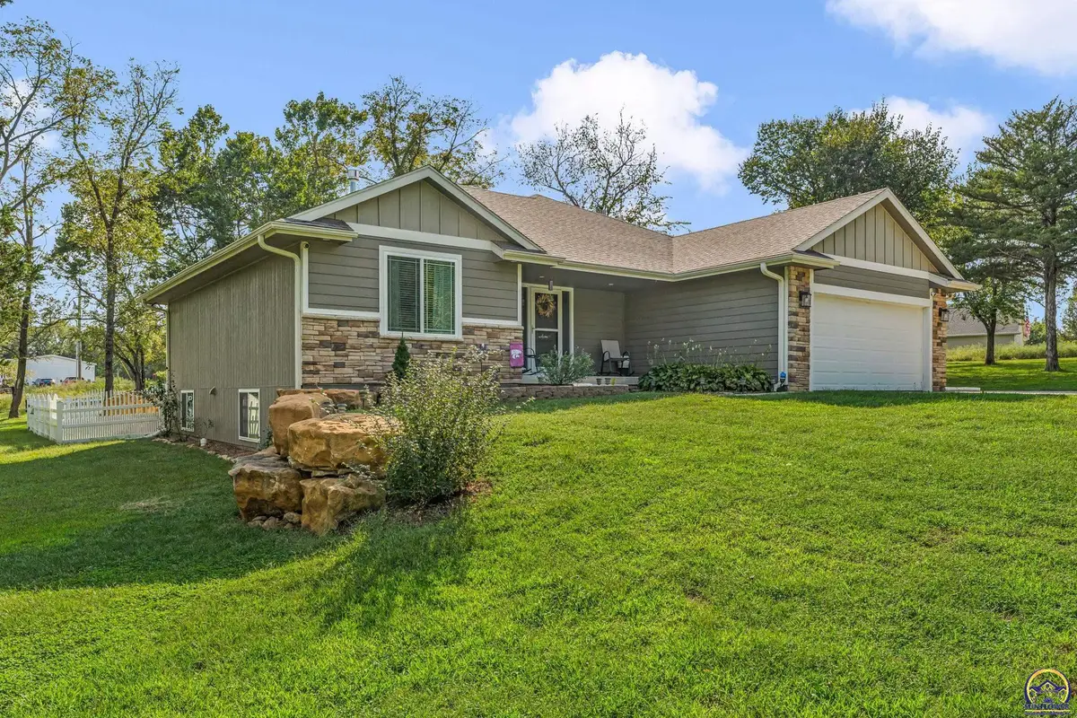 1929 SE 85th St, Wakarusa, KS 66546 - #1