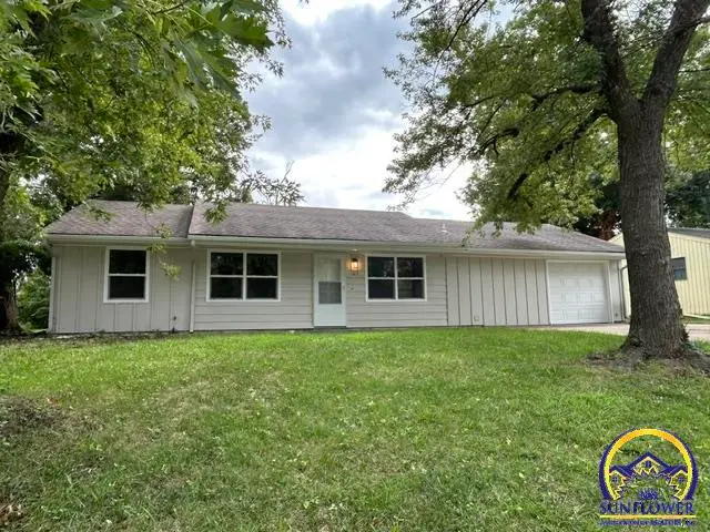 1103 SW 32nd St, Topeka, KS 66611 - #1