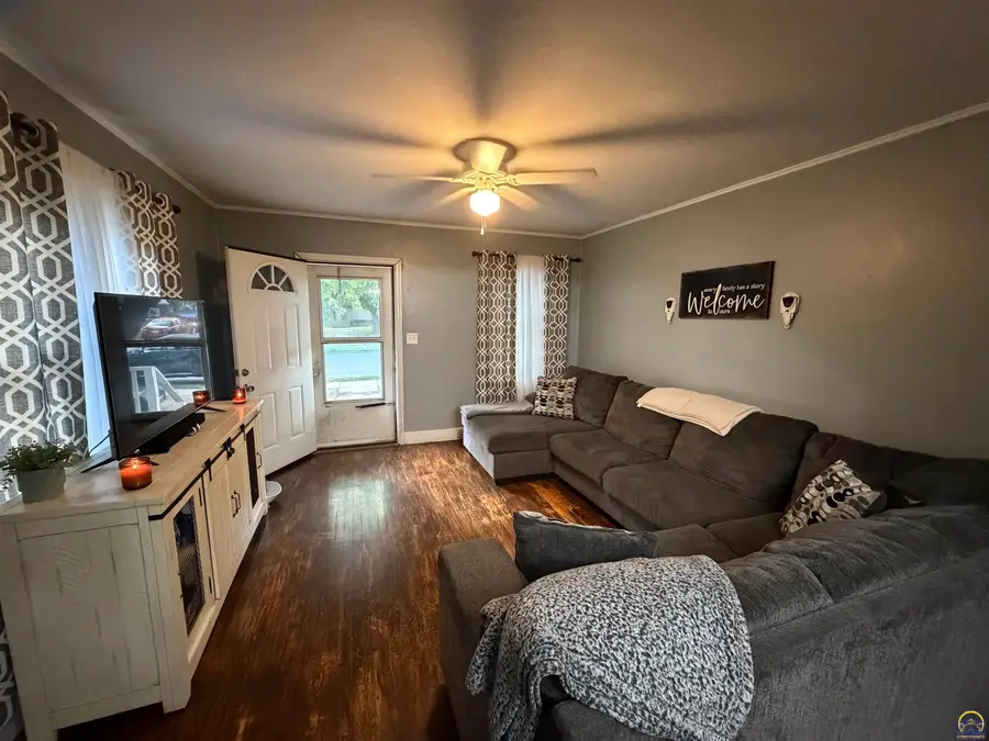 930 Chestnut St, Emporia, KS 66801 - #2