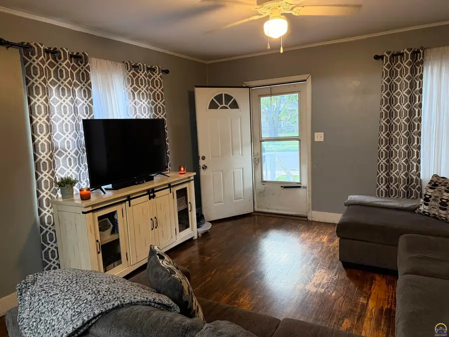 930 Chestnut St, Emporia, KS 66801 - #3