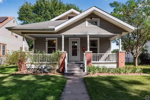 220 SW Kendall Ave, Topeka, KS 66606