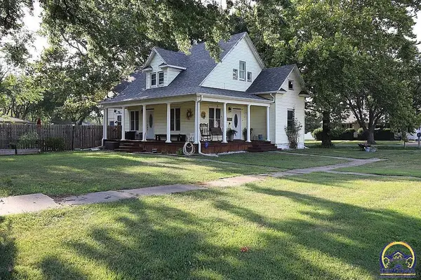 525 N Spruce St, Lebo, KS 66856