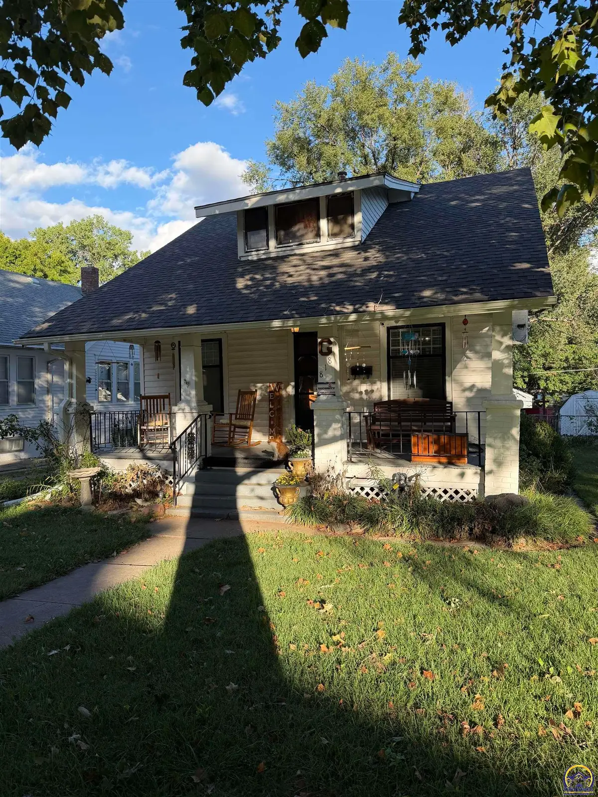 818 SW Jewell Ave, Topeka, KS 66606 - #1