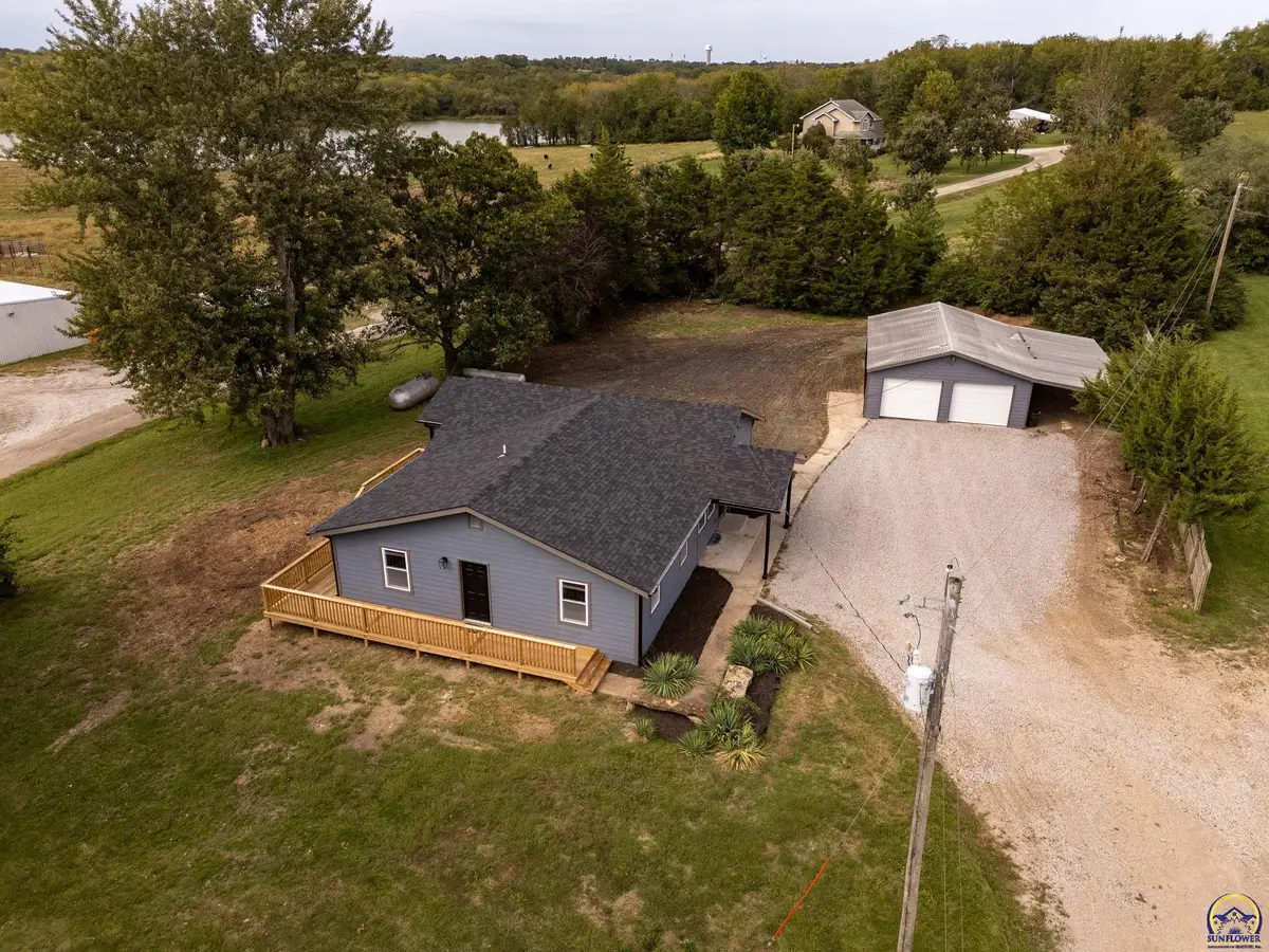 5436 SW 69th St, Auburn, KS 66402 - #1
