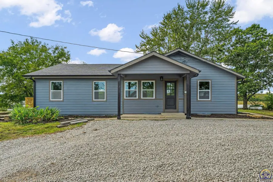 5436 SW 69th St, Auburn, KS 66402 - #3
