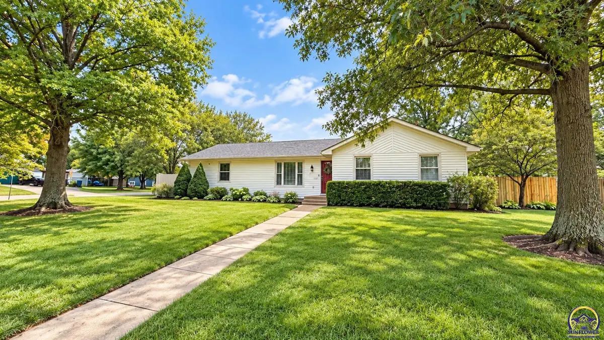 4321 SE 23rd Ter, Tecumseh, KS 66542-9409 - #1