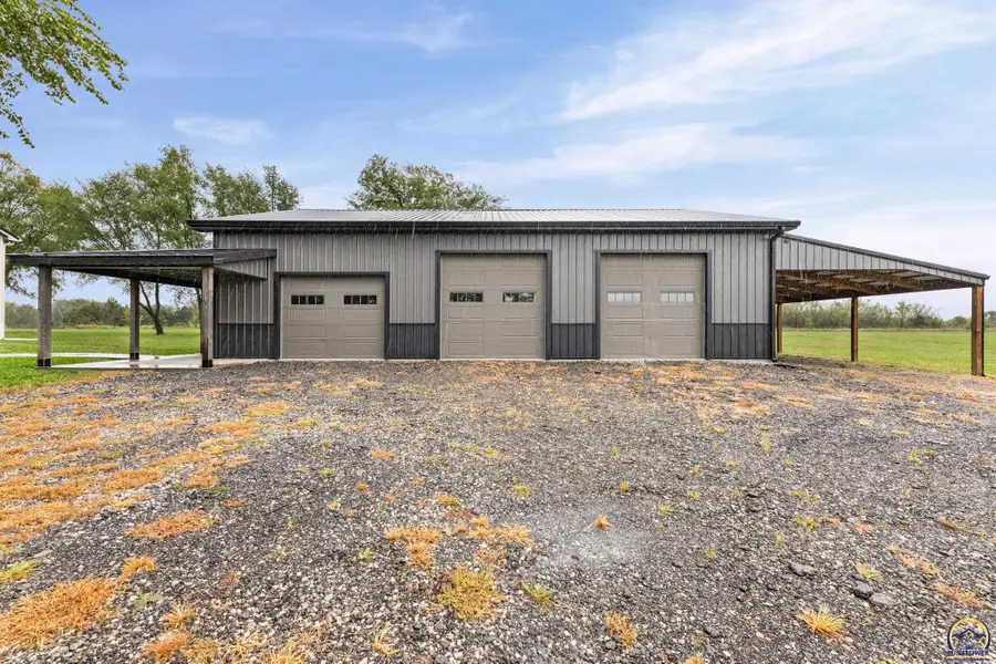 3139 E 293rd St, Melvern, KS 66610 - #3