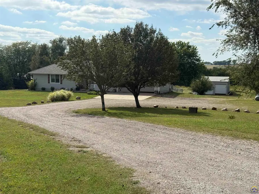 9721 K-4 Hwy, Meriden, KS 66512 - #3