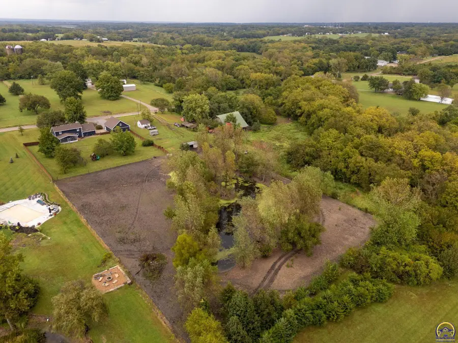 4835 SE 49th St, Berryton, KS 66409 - #3