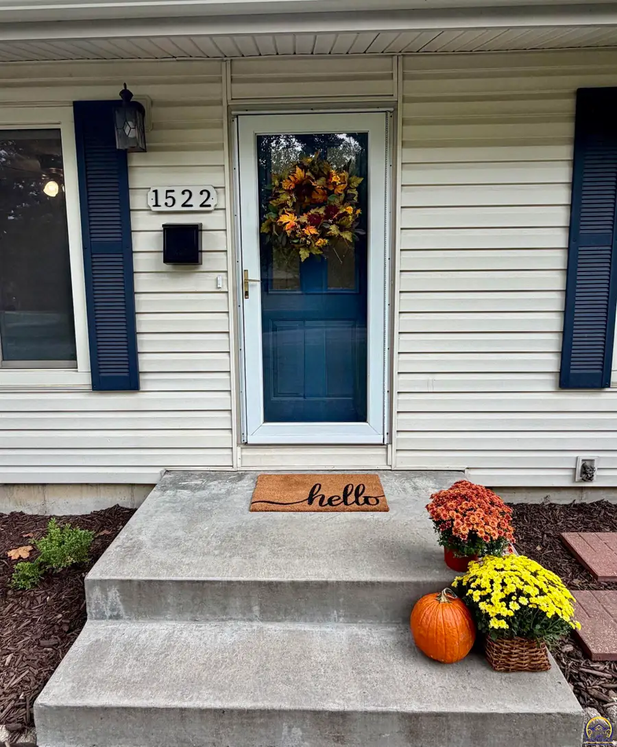 1522 SW Mcalister Ave, Topeka, KS 66604 - #3
