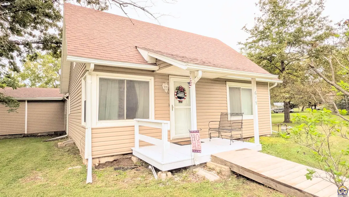 619 Ivy St, Admire, KS 66830 - #1