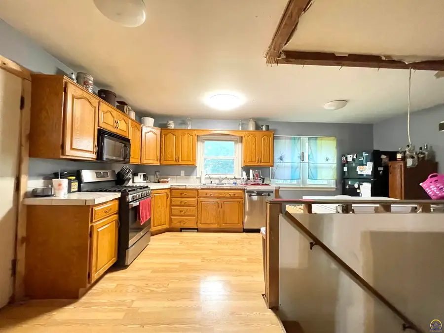 4954 Clark Rd, Meriden, KS 66512 - #3