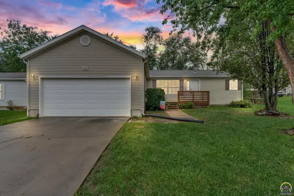 305 SE 44th Pkwy, Topeka, KS 66609