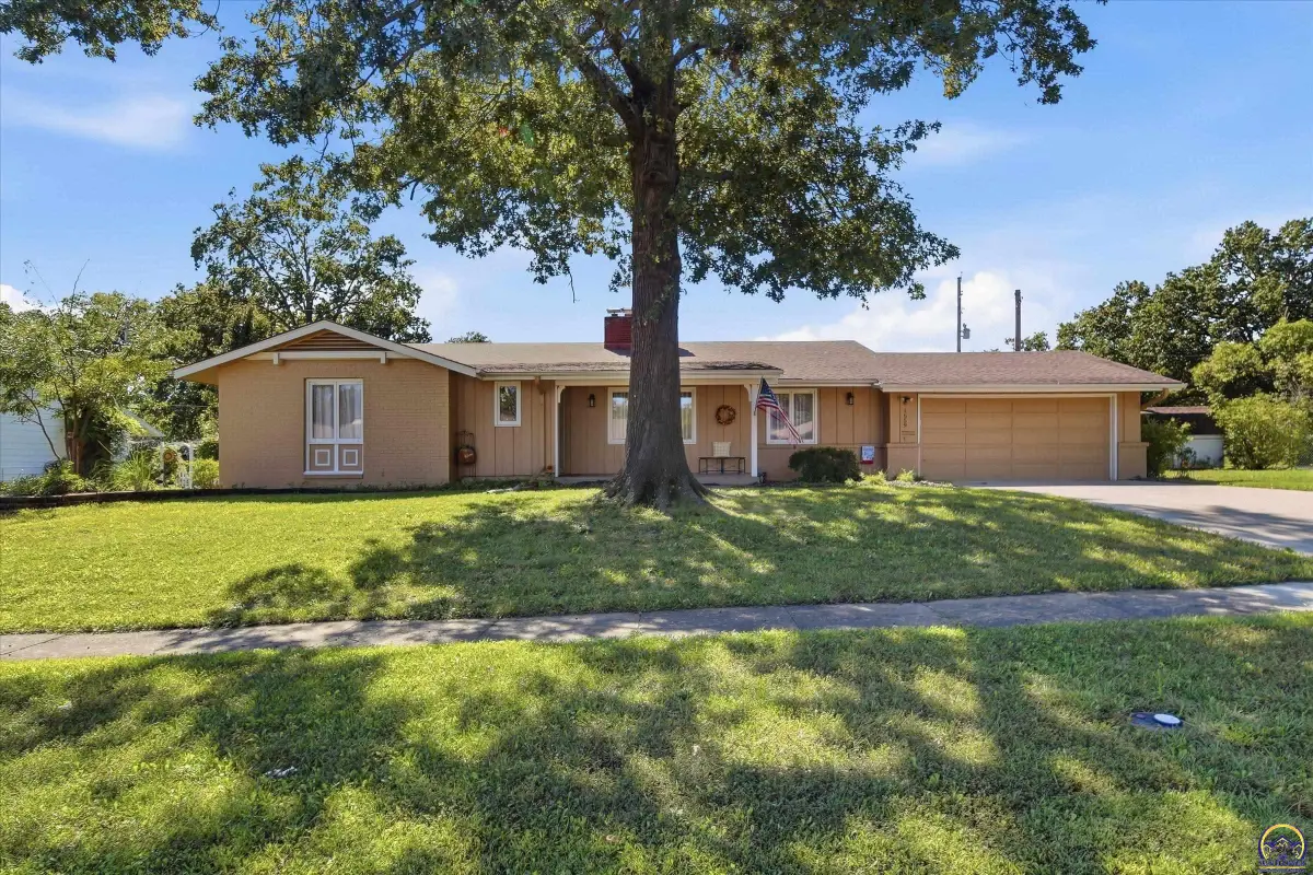 1659 SW Withdean Rd, Topeka, KS 66611 - #1