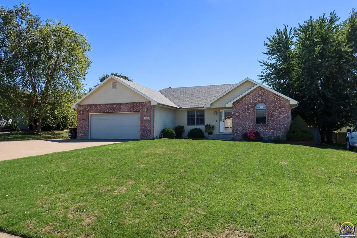 3541 Whitetail Ln, Emporia, KS 66801 - #1