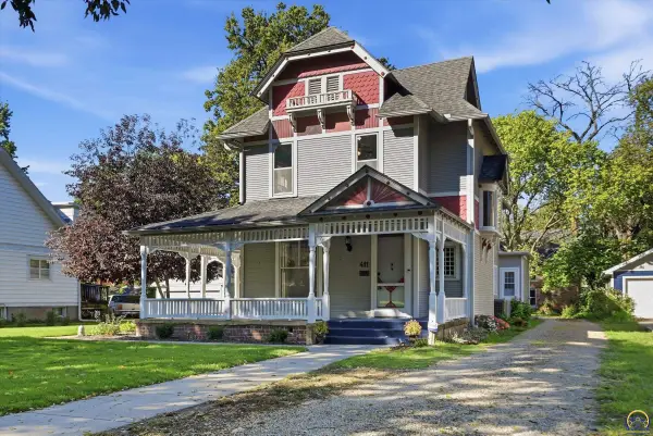 411 SW Greenwood Ave, Topeka, KS 66606