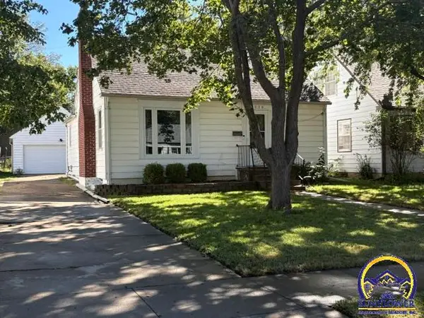 1030 Lawrence St, Emporia, KS 66801