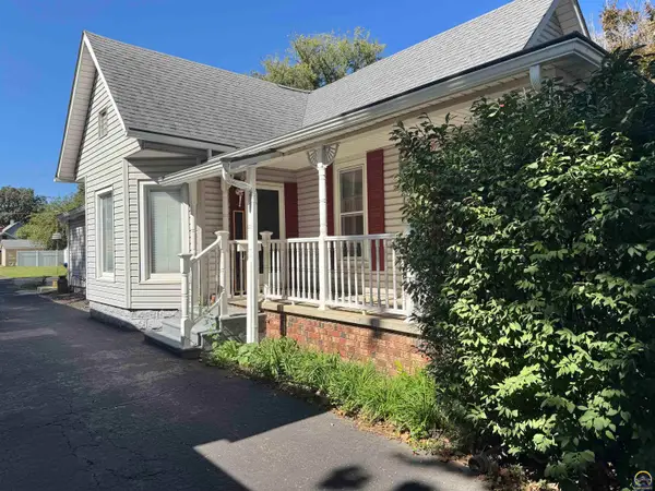 307 NE Freeman Ave, Topeka, KS 66616