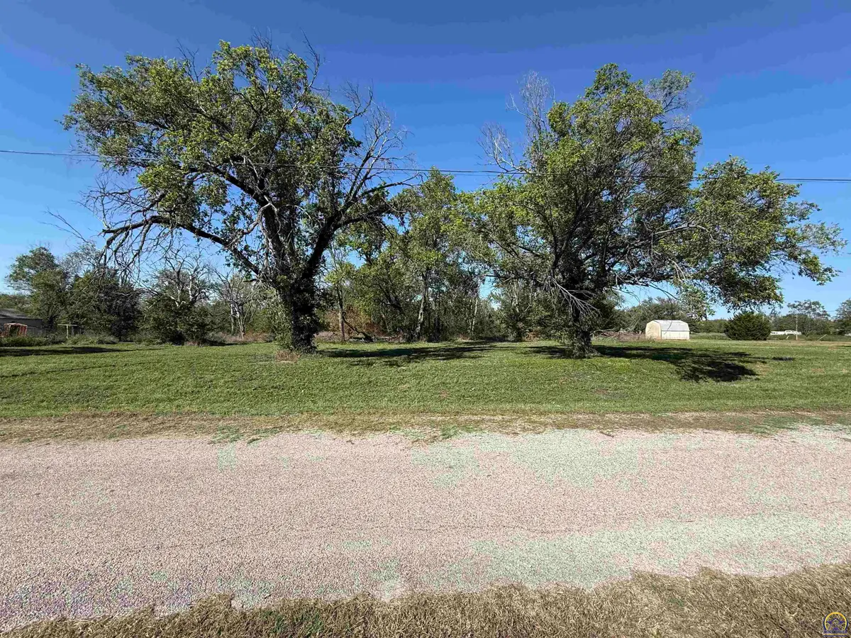 000 W Depot St, Buffalo, KS 66717 - #1