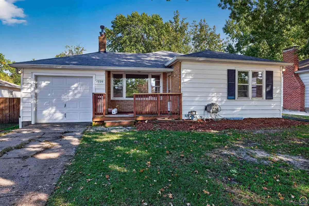 1220 SE Orleans St, Topeka, KS 66604 - #1