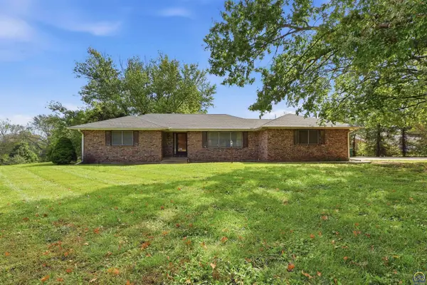 2624 SE Burton St, Topeka, KS 66605