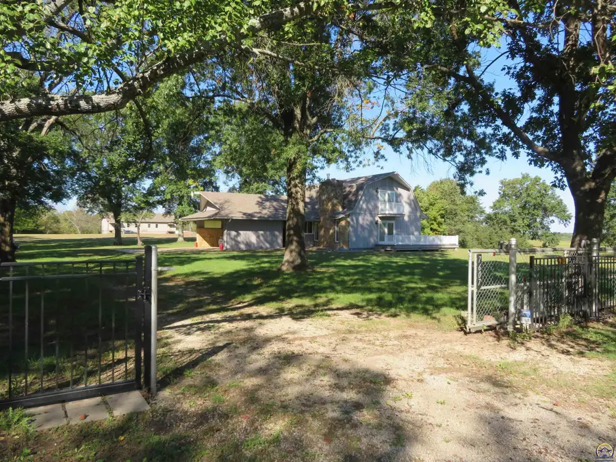 7609 Ferguson Rd #7607 Ferguson Rd, Ozawkie, KS 66070 - #2