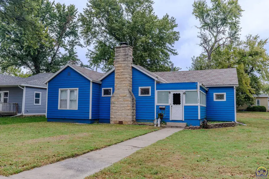503 W Mission St, Saint Marys, KS 66546 - #2