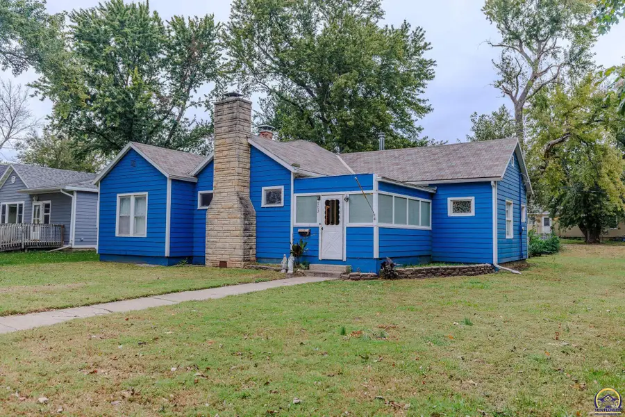 503 W Mission St, Saint Marys, KS 66546 - #3