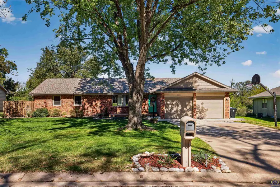 3808 SE Fair Meadows Pl, Topeka, KS 66605 - #3