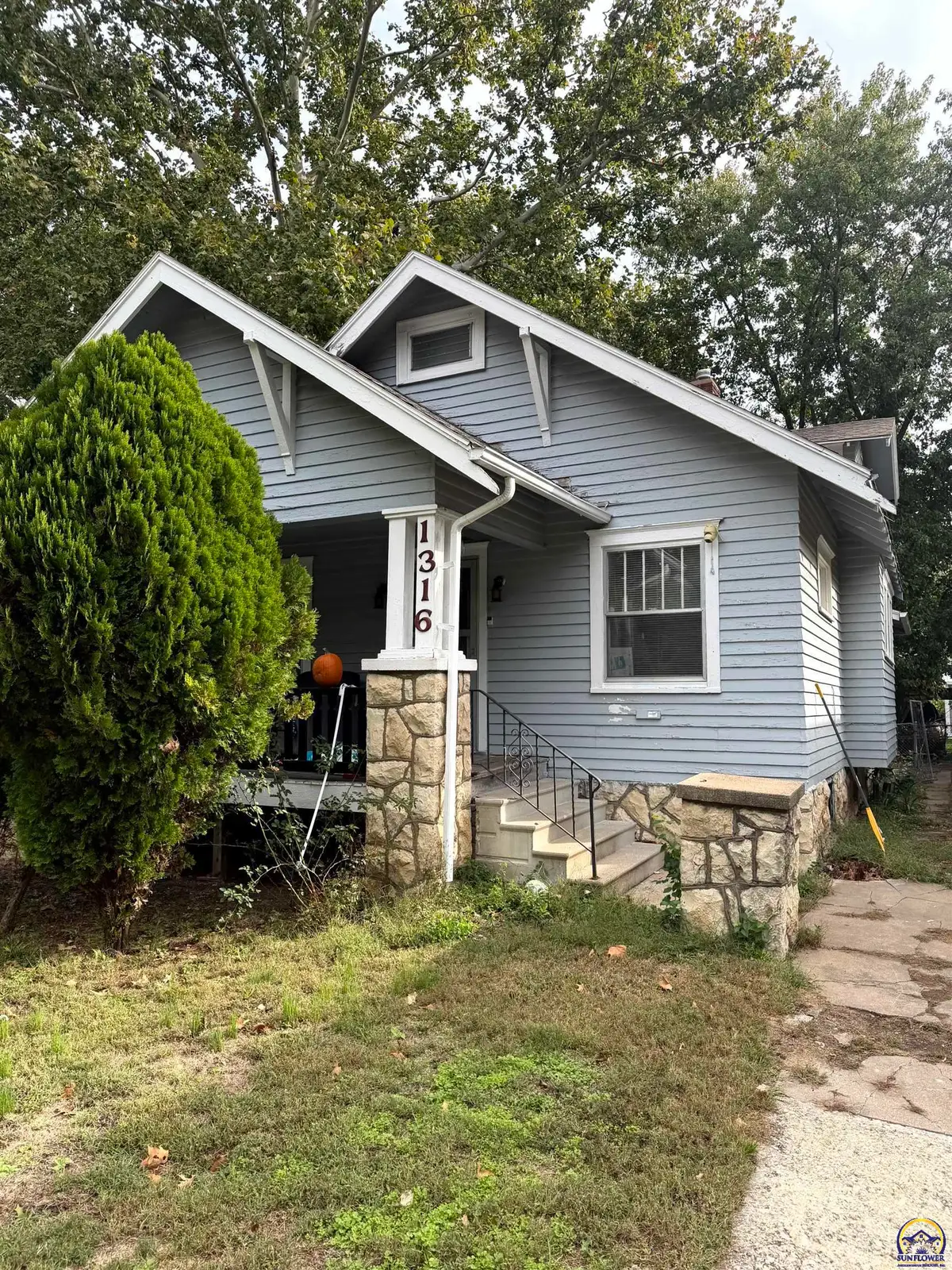 1316 SW Wayne Ave, Topeka, KS 66604 - #1