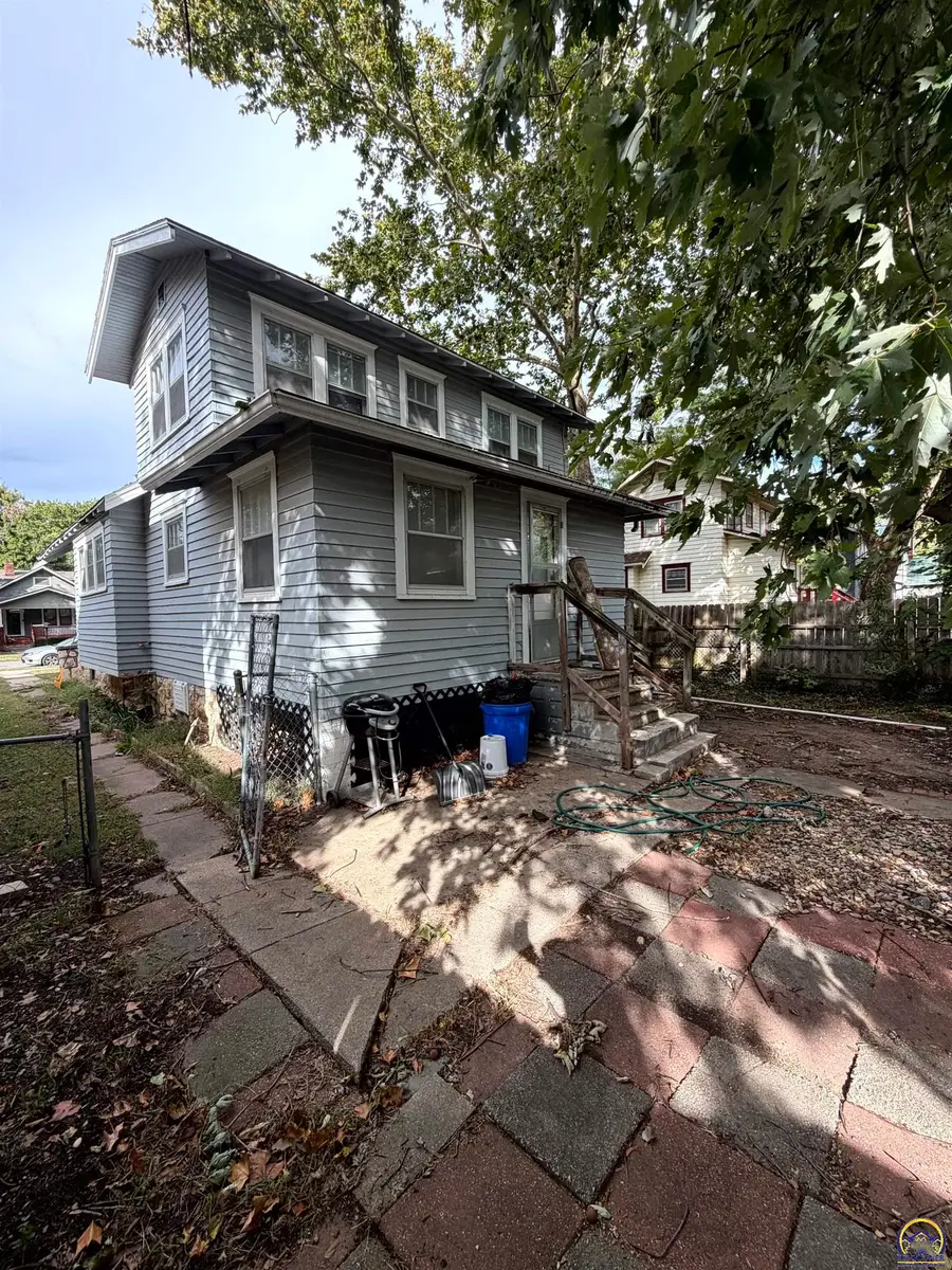 1316 SW Wayne Ave, Topeka, KS 66604 - #3