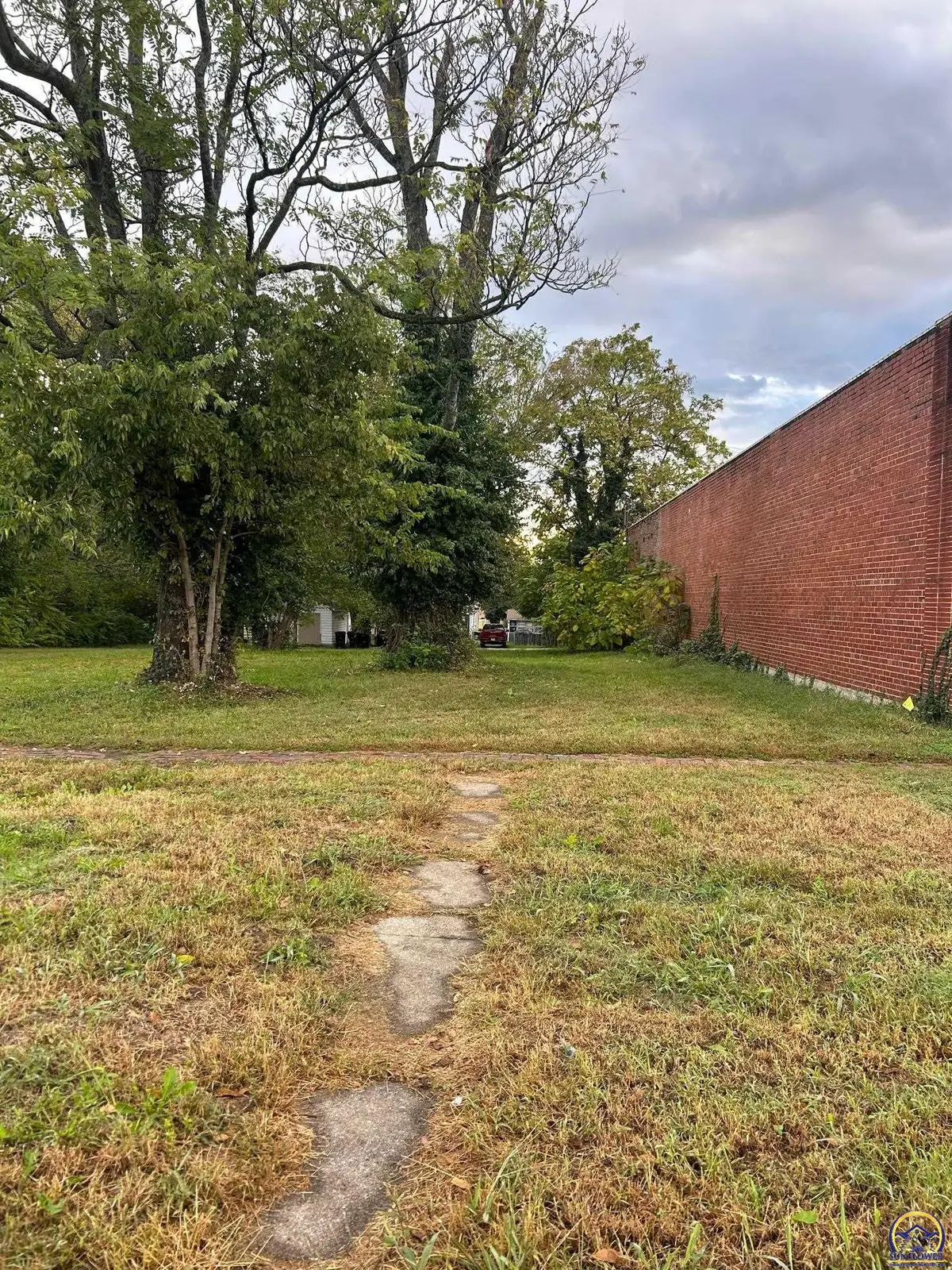 1424 S Kansas Ave, Topeka, KS 66612 - #1