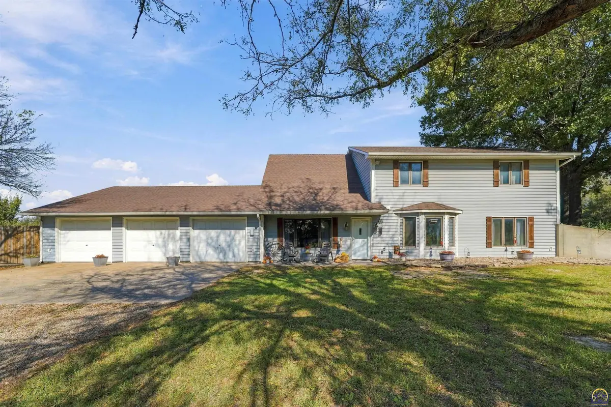 9420 NW 42nd St, Silver Lake, KS 66539 - #1