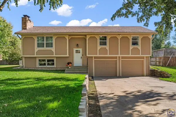 3030 SE Eveningtide Way, Topeka, KS 66605
