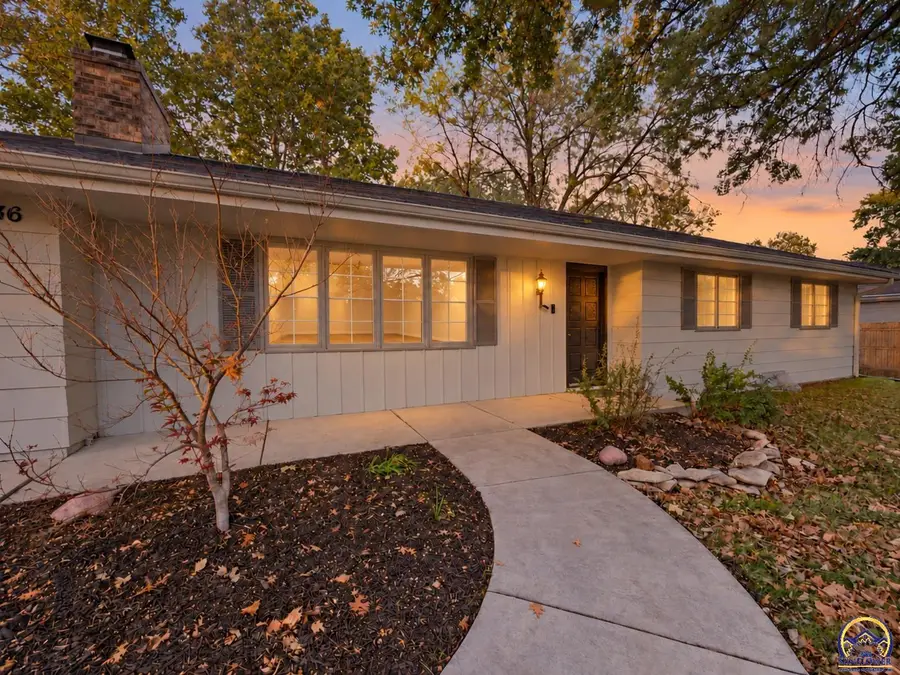 4336 SE 25th St, Topeka, KS 66605 - #2