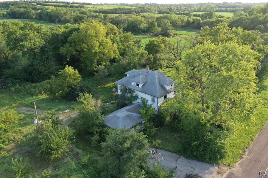 2249 SW 57th St, Topeka, KS 66609 - #3
