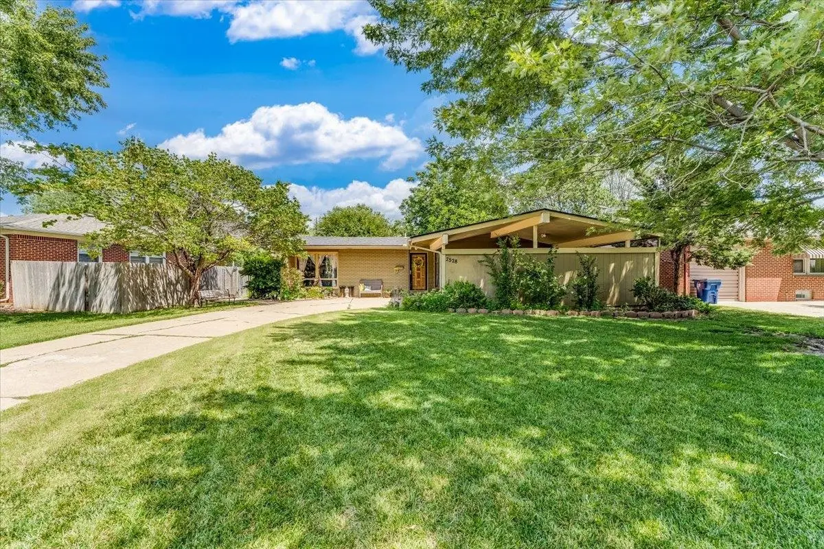2528 N Halstead St, Wichita, KS 67204 - #1