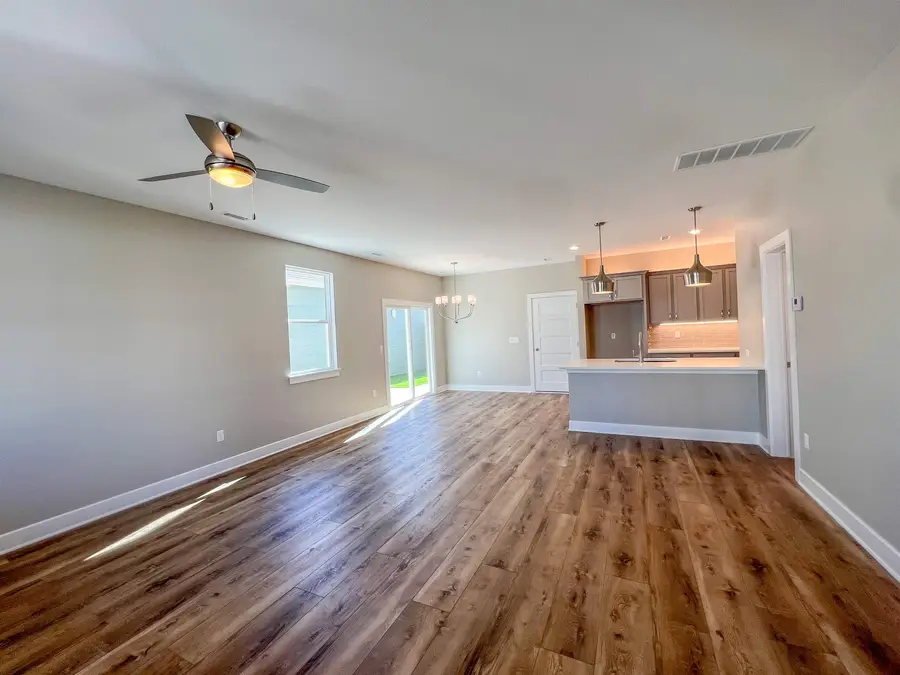 403 E Park Place, Andover, KS 67002 - #2